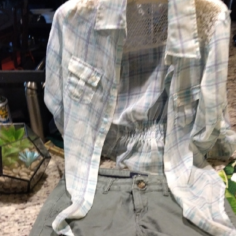 American Eagle Outfitters Green Cargo Shorts And Shirt As A Set